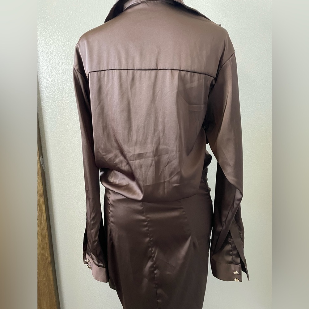 L’ABEYE Brown Satin Wrap Dress - Picture 5 of 8